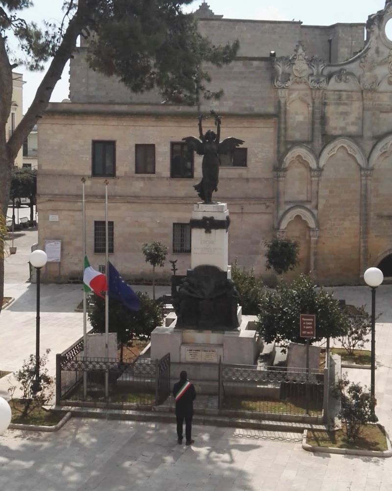 8bfa4b98 c71c 48ab 8bcf f1477aebe5c0